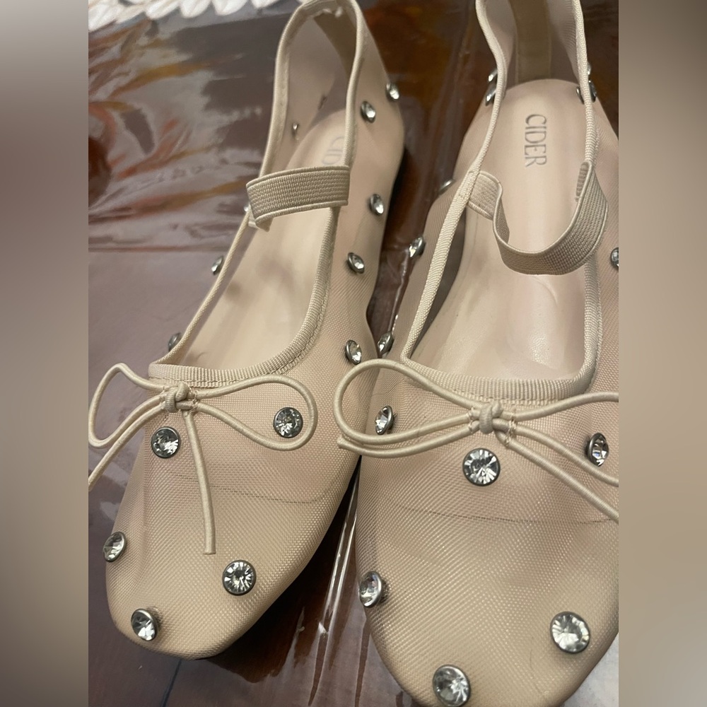 Cider Cream Embellished Flats with Bow Detail - Picture 4 of 5